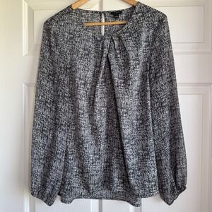 Ann Taylor Size L Women's Front Pleat Black/White Long Sleeve Blouse